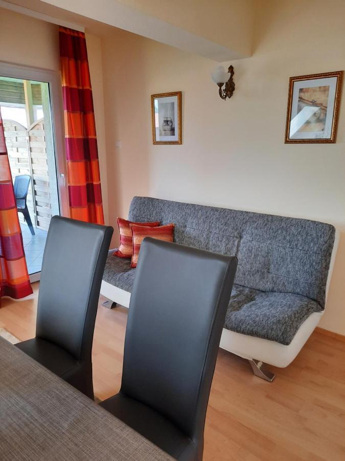 Harmonia Vendeghaz Apartment